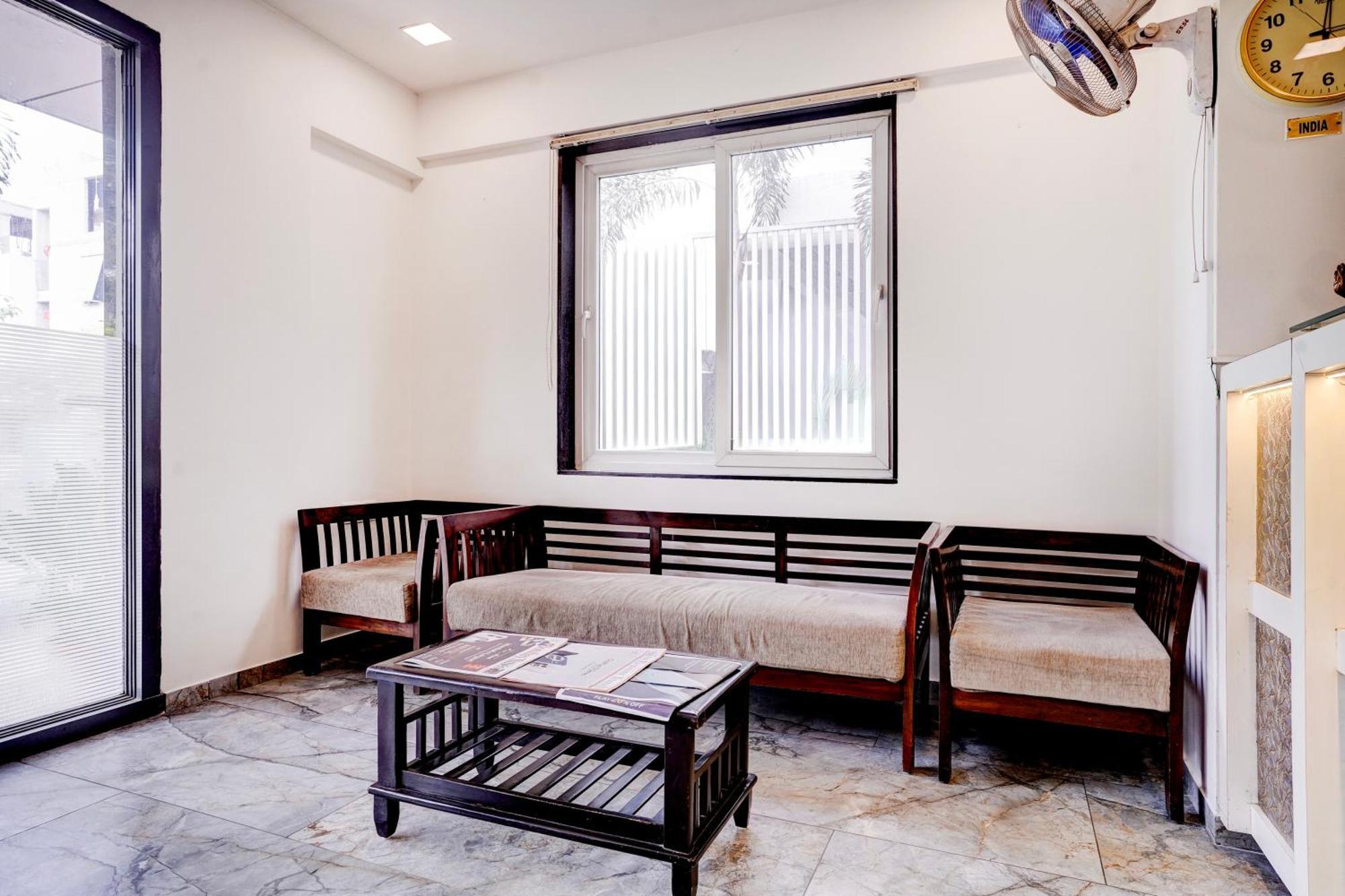 Townhouse Oak Kopar Khairane Navi Mumbai Formerly Ivy Hotel Zewnętrze zdjęcie
