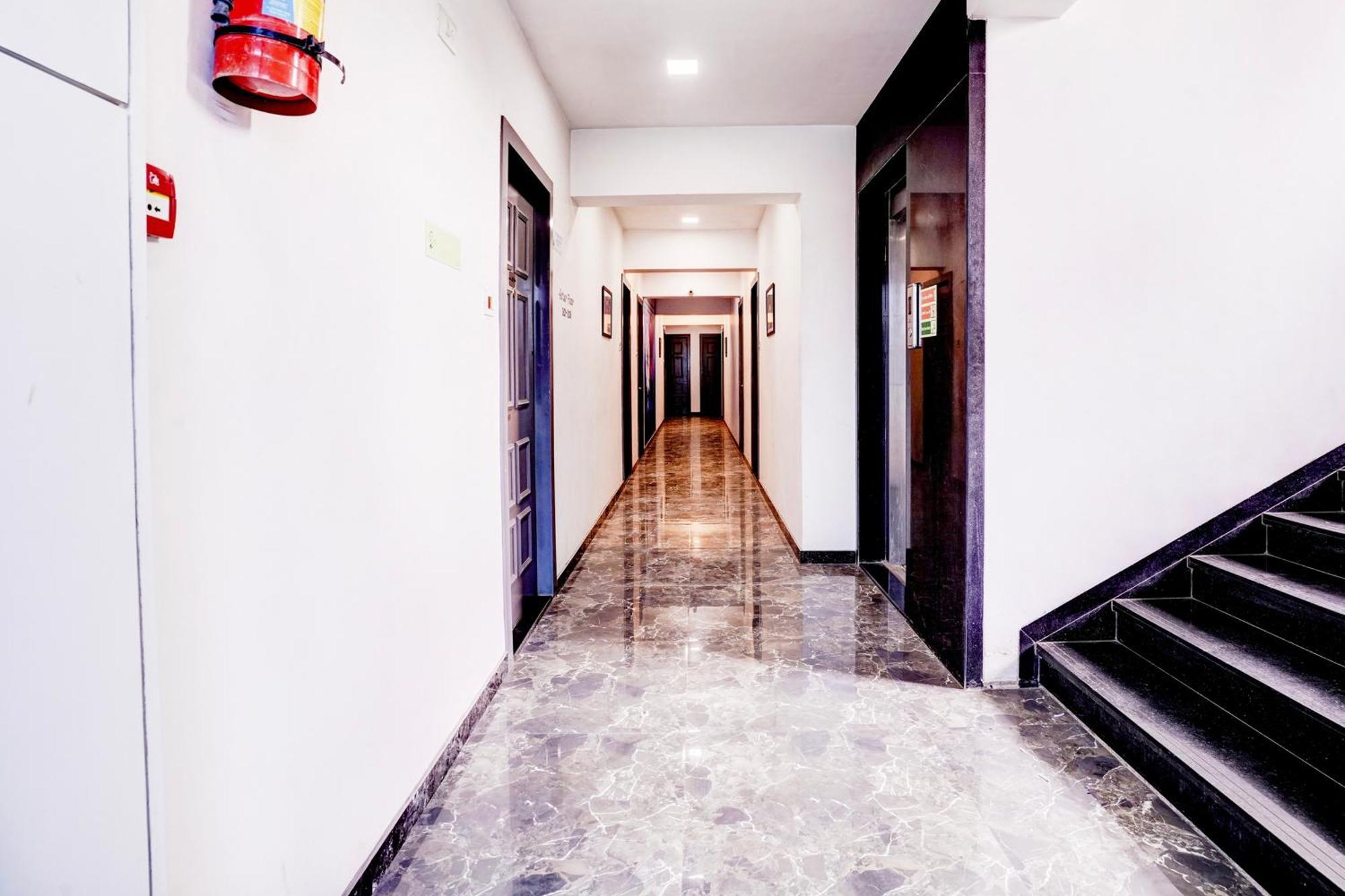 Townhouse Oak Kopar Khairane Navi Mumbai Formerly Ivy Hotel Zewnętrze zdjęcie