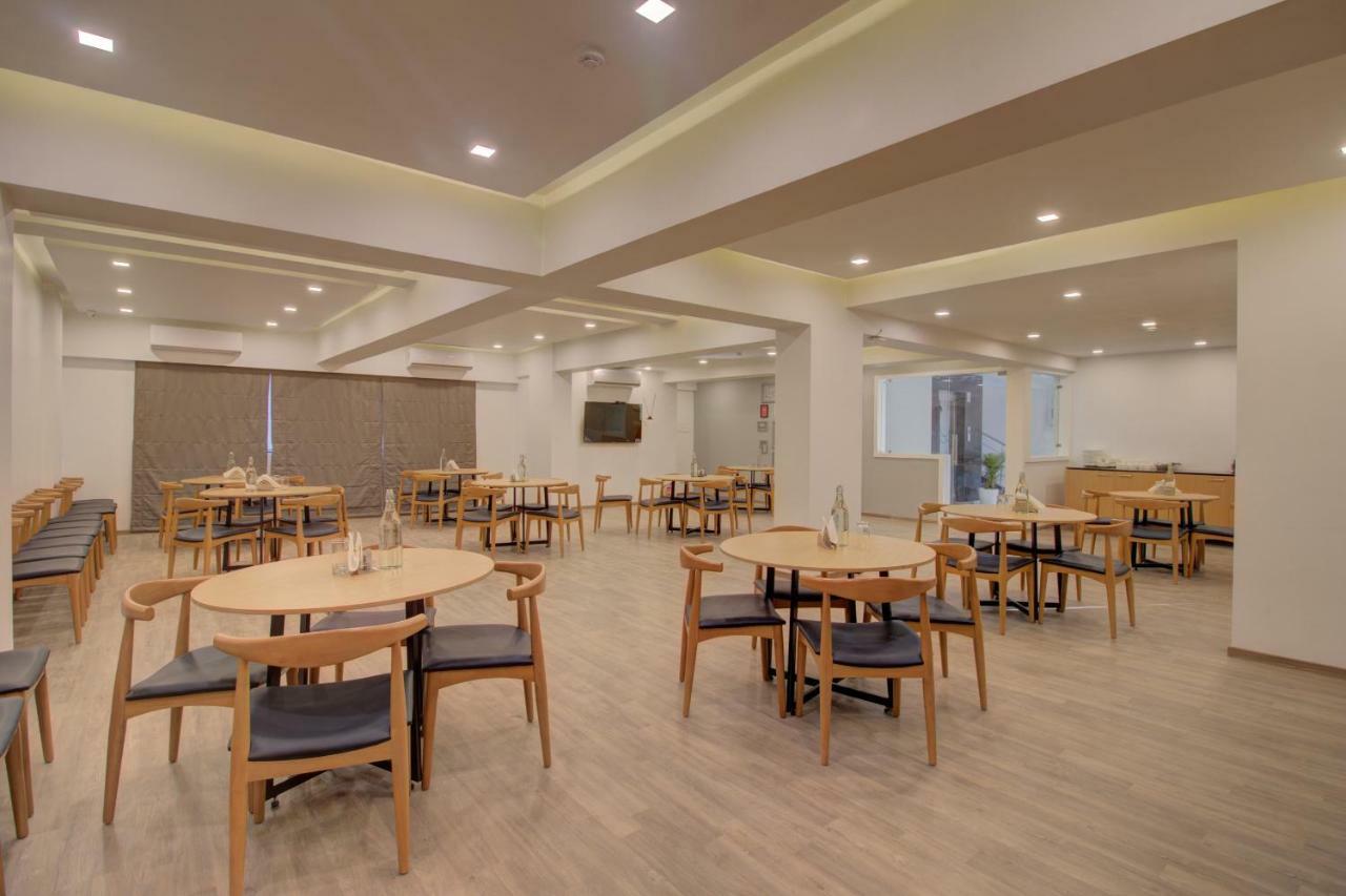 Townhouse Oak Kopar Khairane Navi Mumbai Formerly Ivy Hotel Zewnętrze zdjęcie